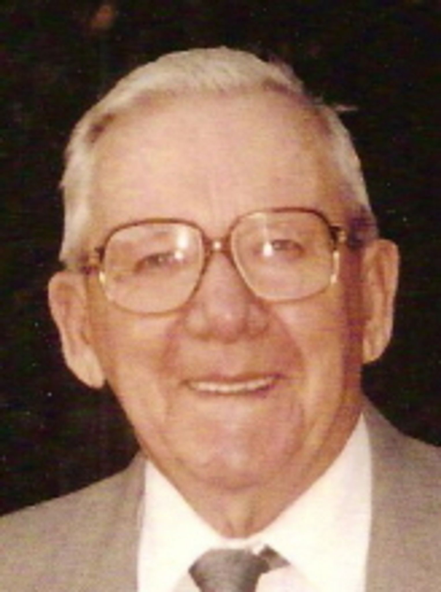 Lloyd Harry Benecke photo gallery image 1 of 1