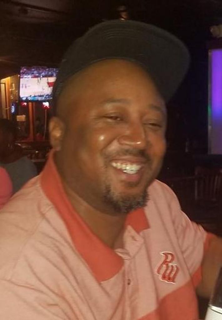 Arturo Fernandez Jackson, Jr. Profile Photo