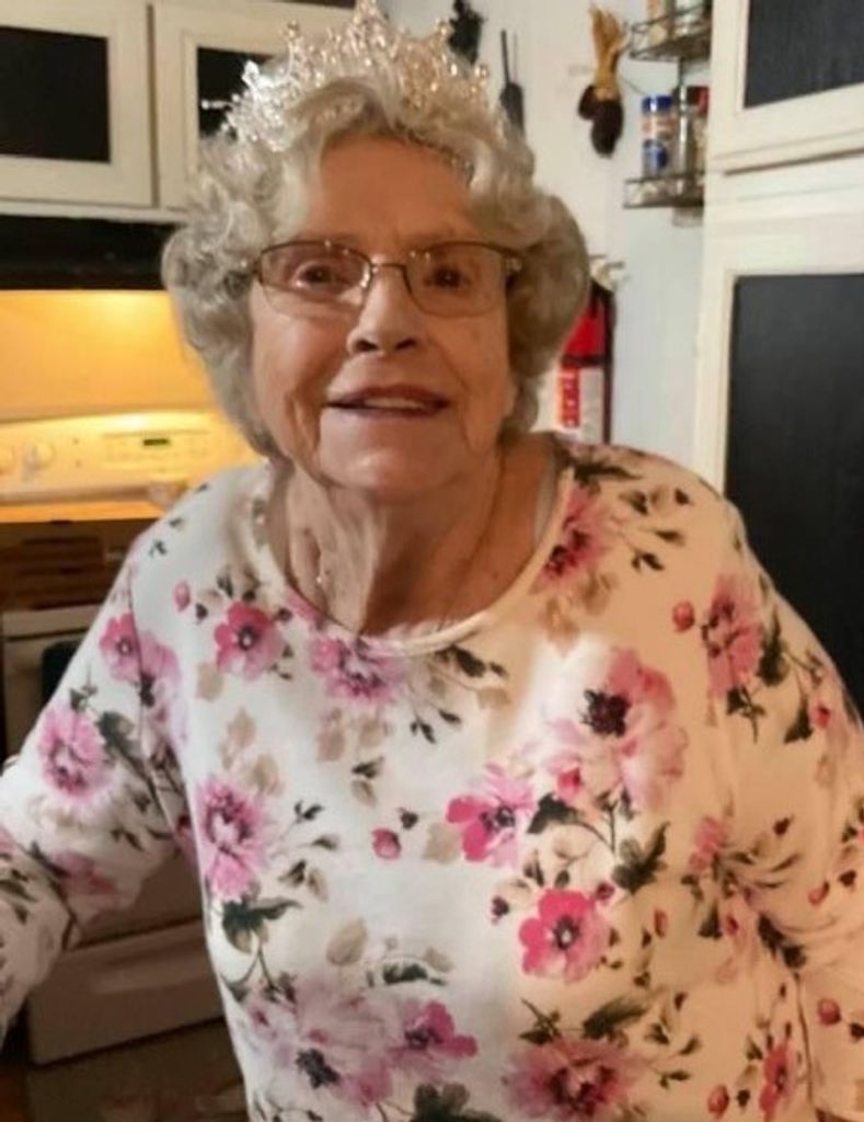 Louise Spears Profile Photo