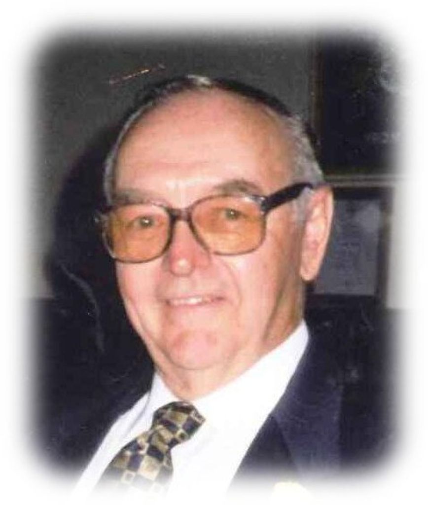 Thomas Albert W.W.II Veteran Royal Regiment of Canada Leggett