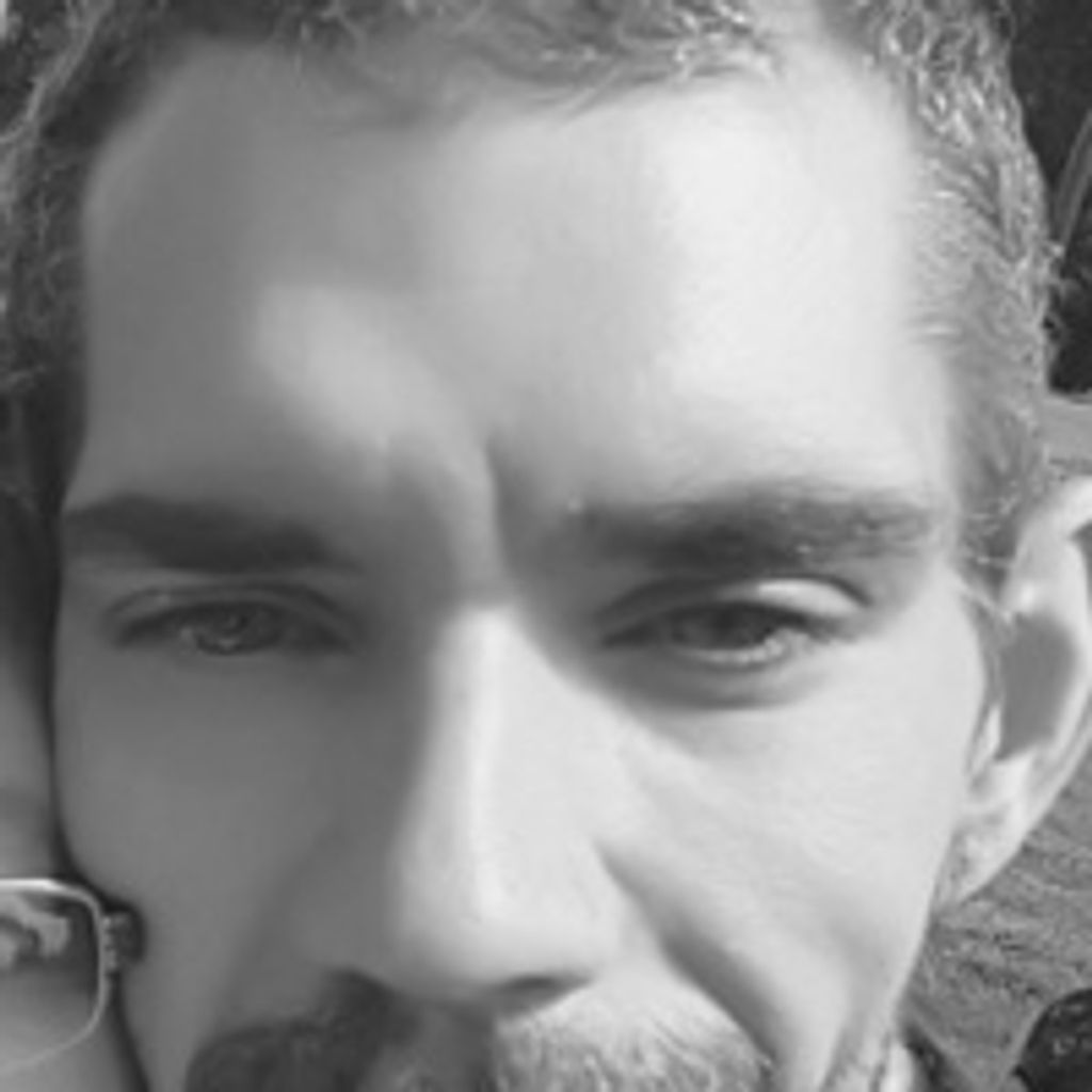 Christopher "Chris" Lee Barker