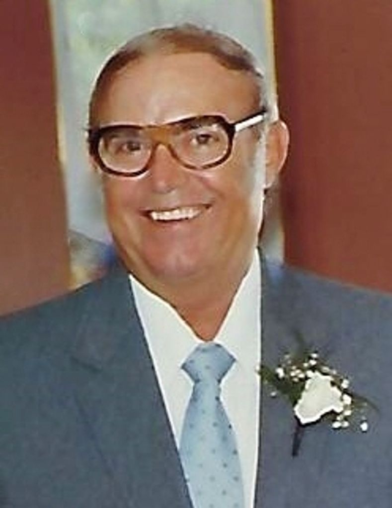 Leon  Underwood Profile Photo