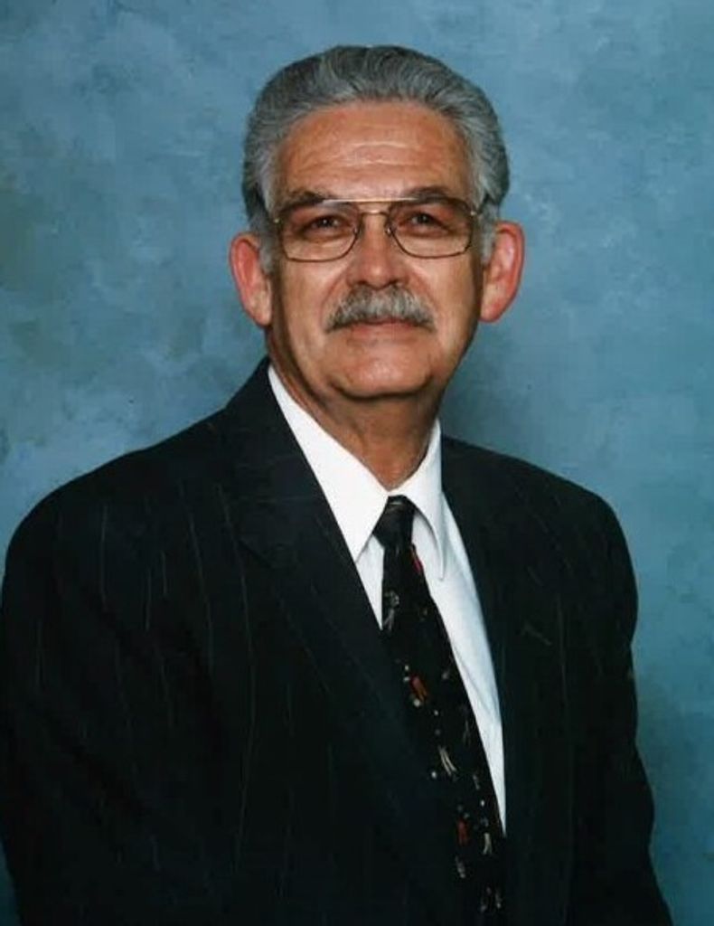 Thomas Edmond Hough Profile Photo