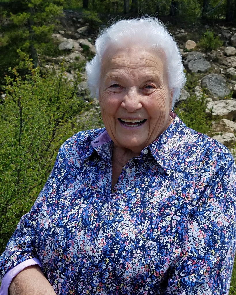 Verna Vee Tew Profile Photo