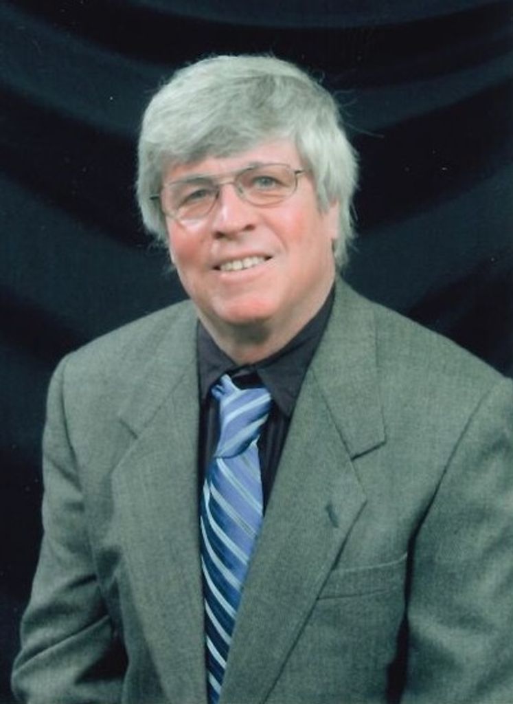 Carl John Van Dera Profile Photo