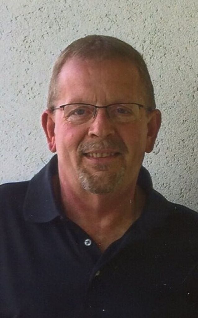 Robert E. Maikits, Sr. Profile Photo