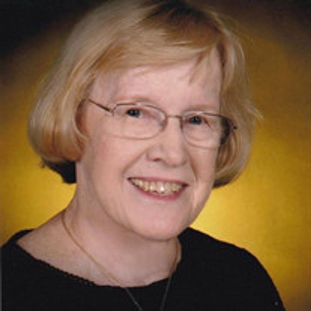 Carolyn Moon