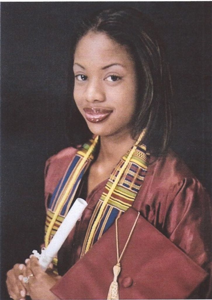 Shayla Dionne Warren