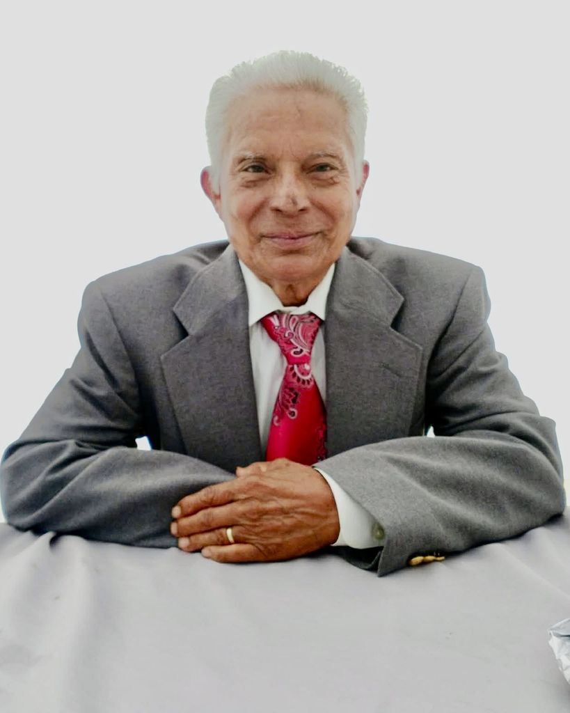 Pastor Mauro Gonzalez Bercian Profile Photo