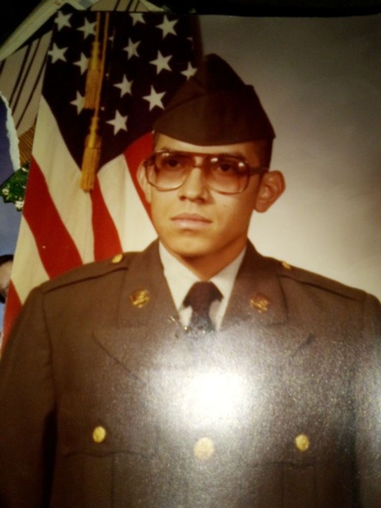 Frank Castro Profile Photo