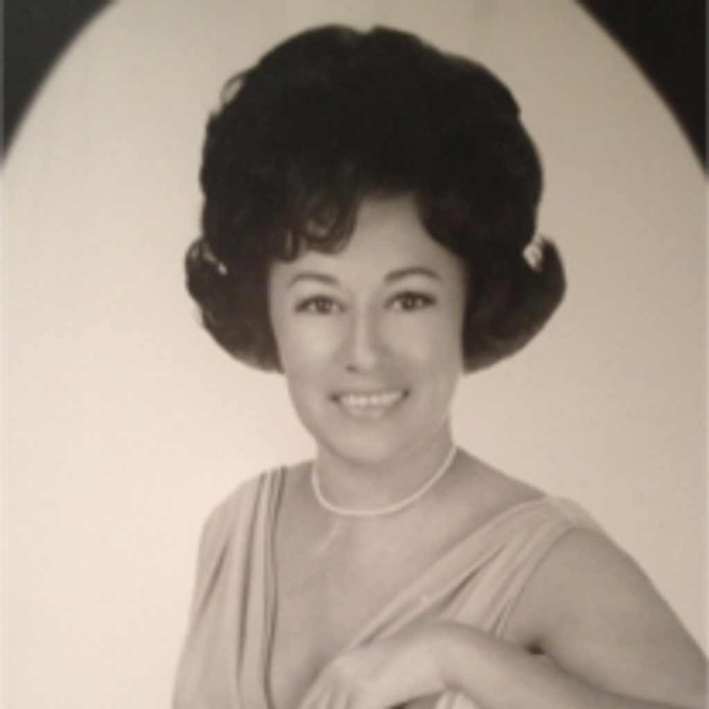 Estelle Knowles