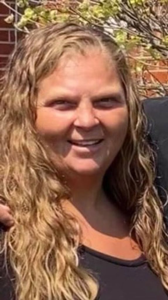 Amy Michelle Wright Profile Photo