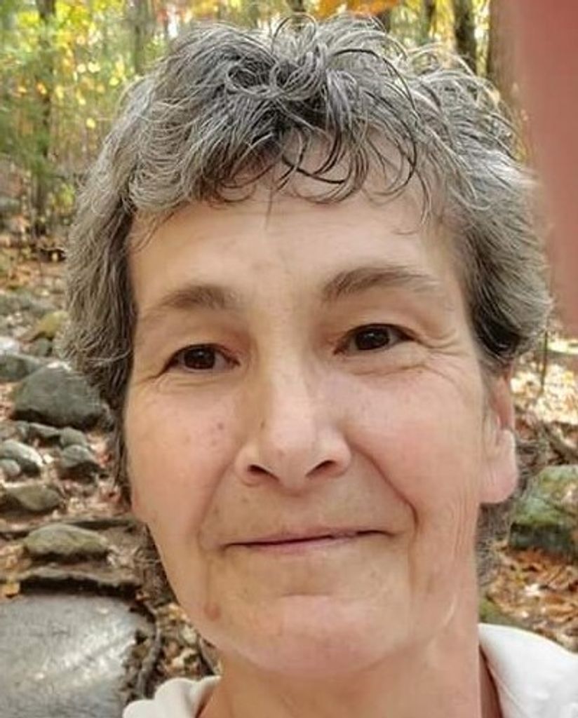 Lorraine Carol Edgecomb