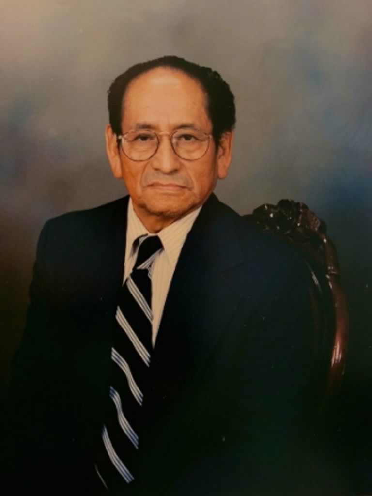 Carlos A Iza Profile Photo