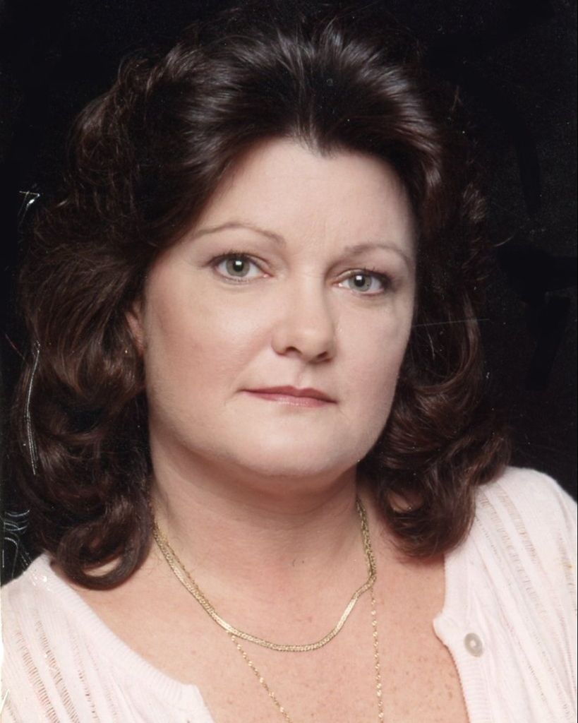 Rose Ashworth Lowes Profile Photo