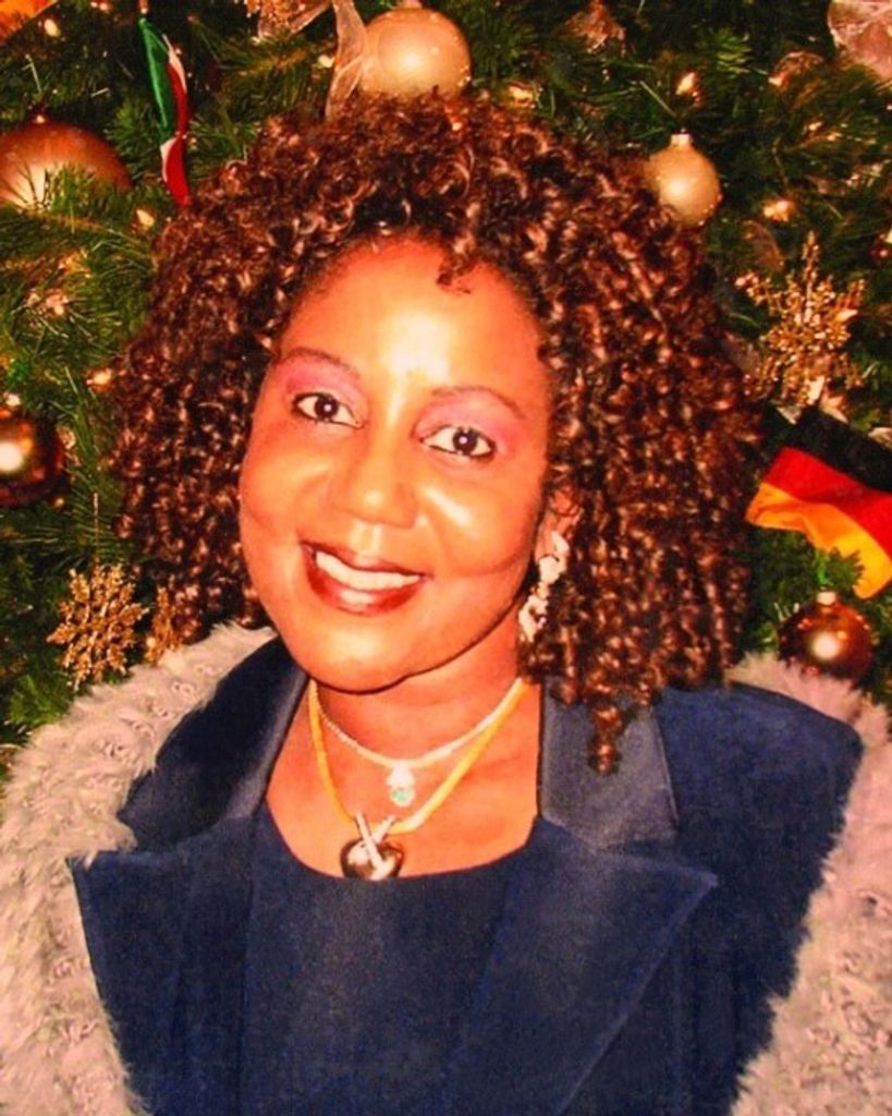 DIANA TRAYLOR