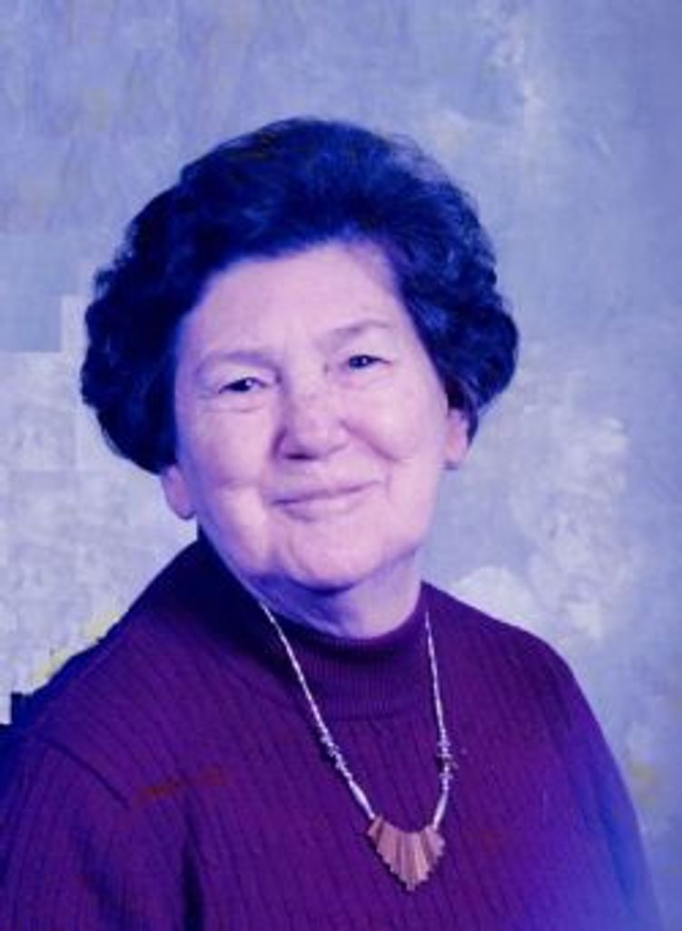 Novella Tuttle