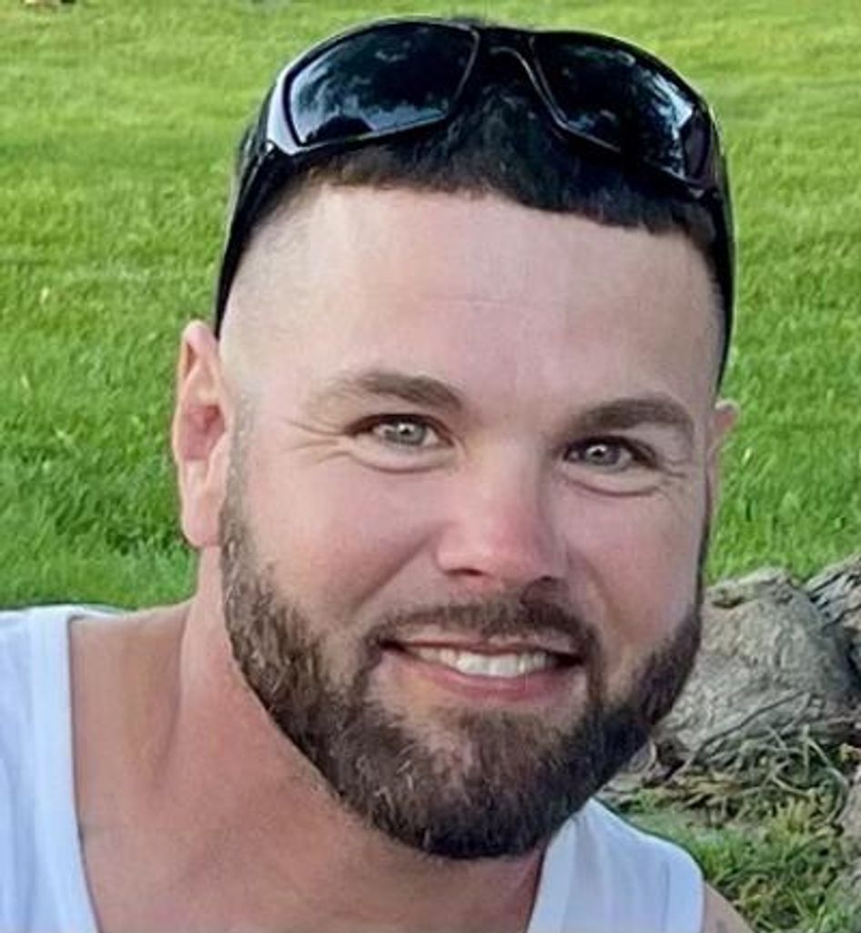 Christopher Wayne Agal Profile Photo