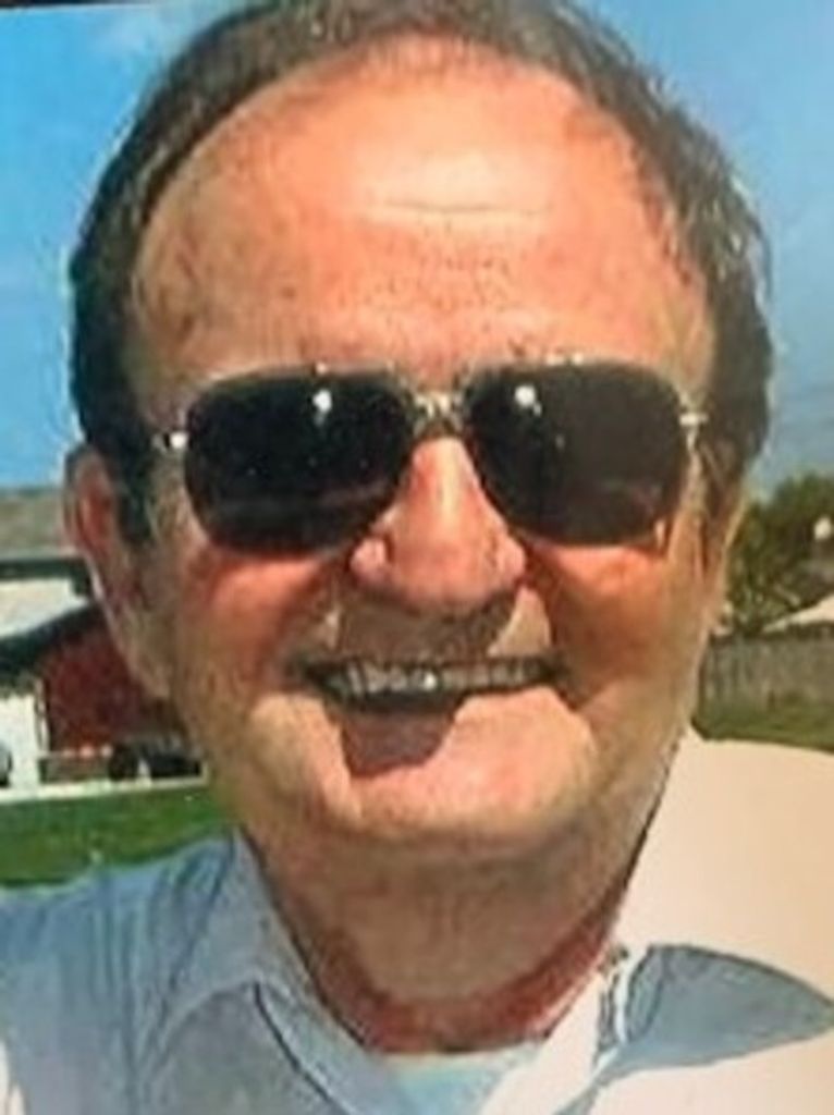 Clyde "Dillard" Free Profile Photo