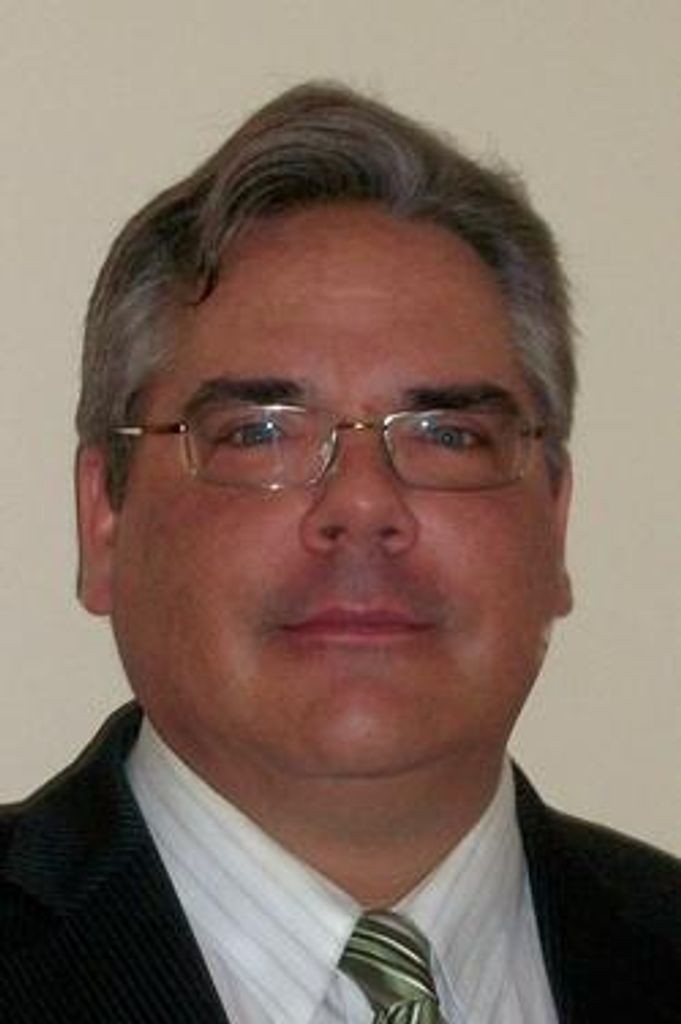 Robert William Kinney Profile Photo