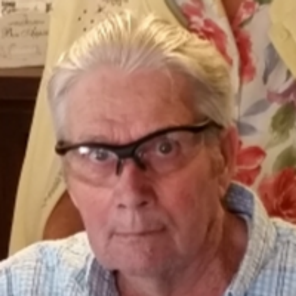 Shelton Lane Thacker