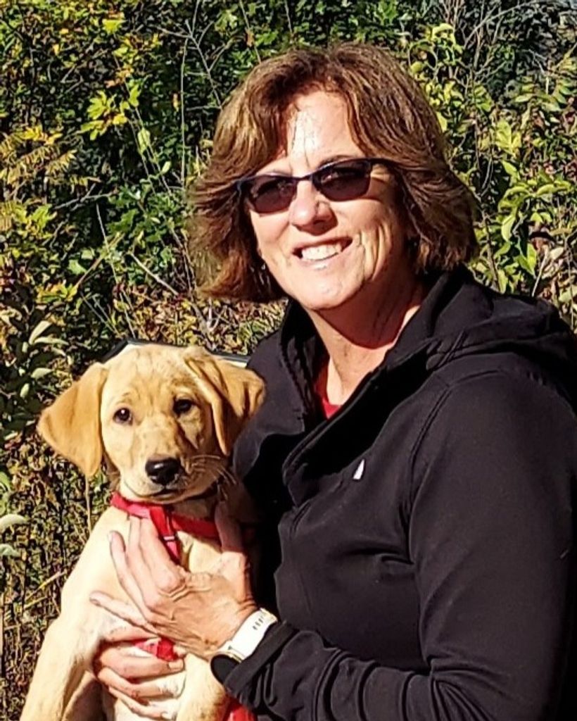 Amy Lynne Holzwart Profile Photo