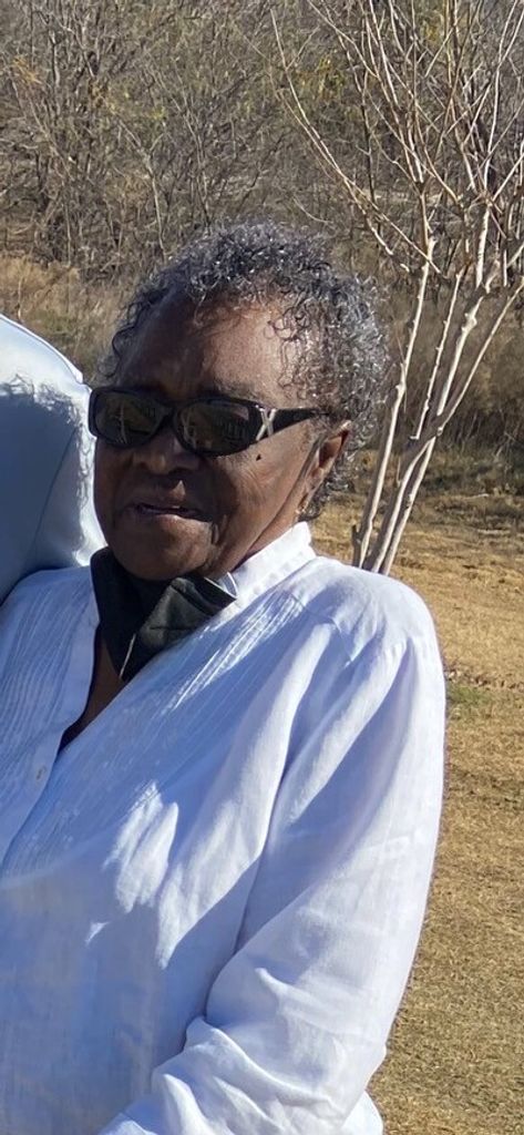 Mrs. Sammie Mckenzie