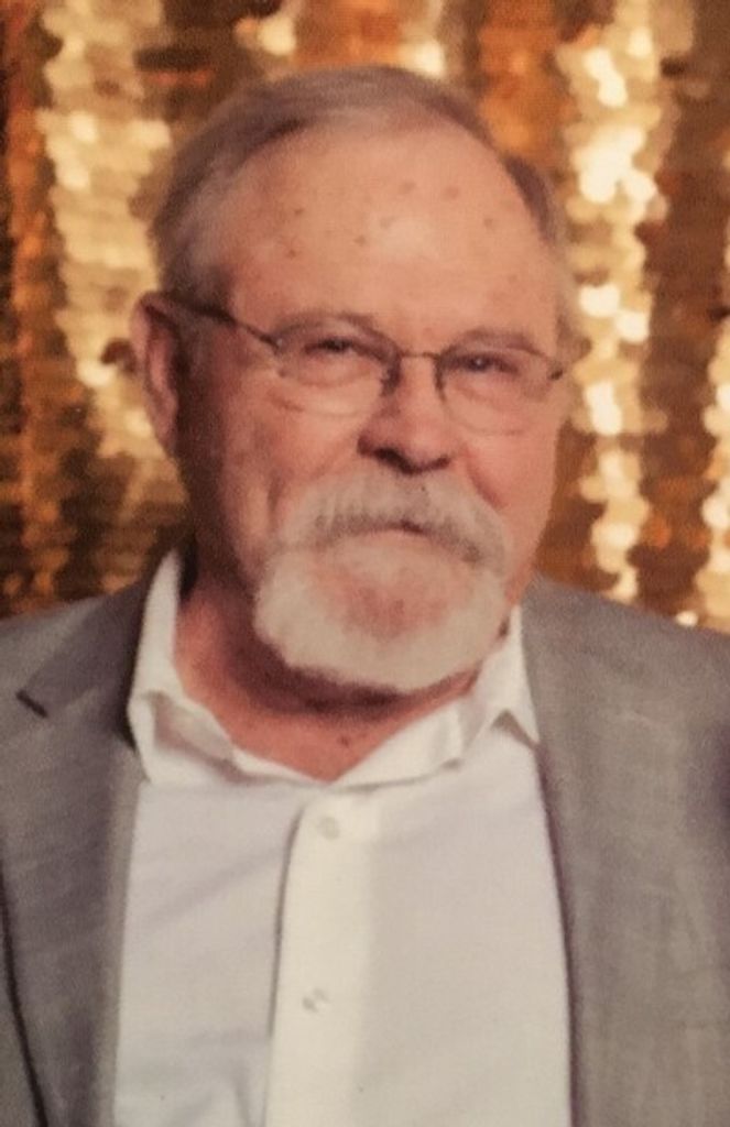 Warren Carlyle Severin Profile Photo
