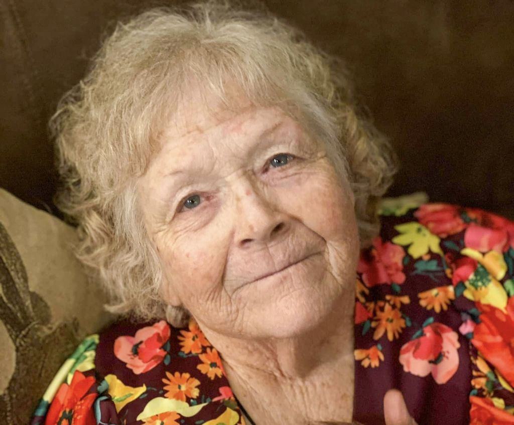 Bobbie Sue (Collier)  Mattson