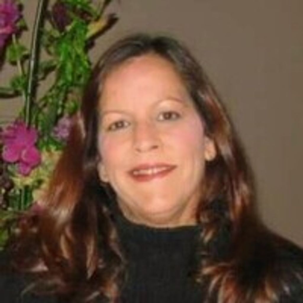 Betty "Van" Lloyd