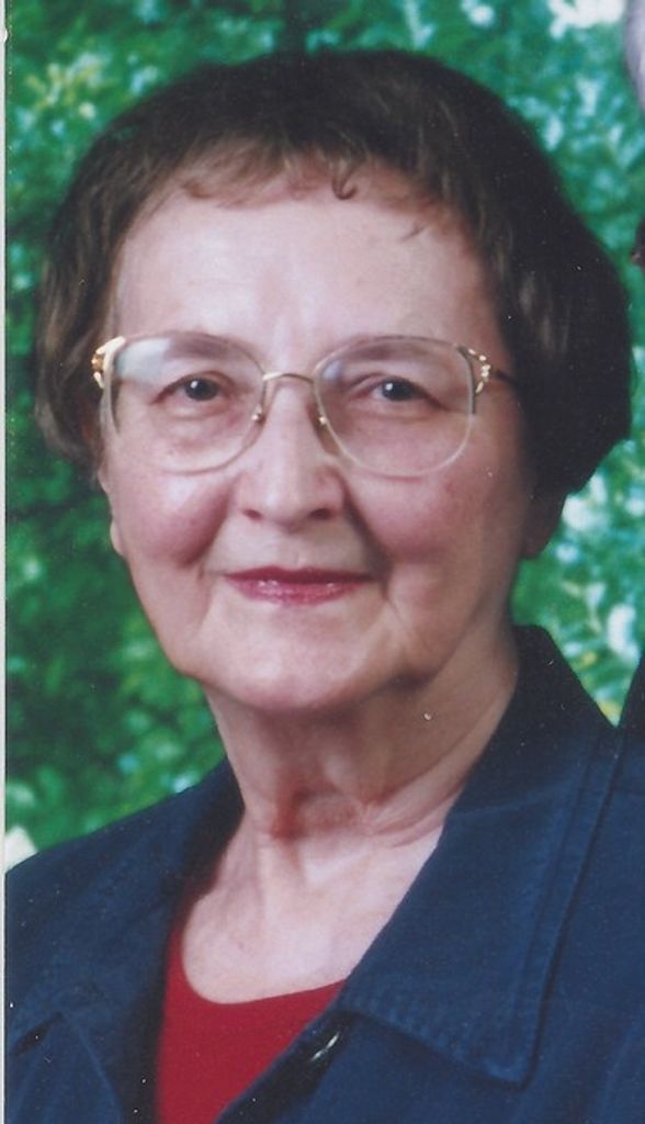 Lois Leone Peterson Profile Photo