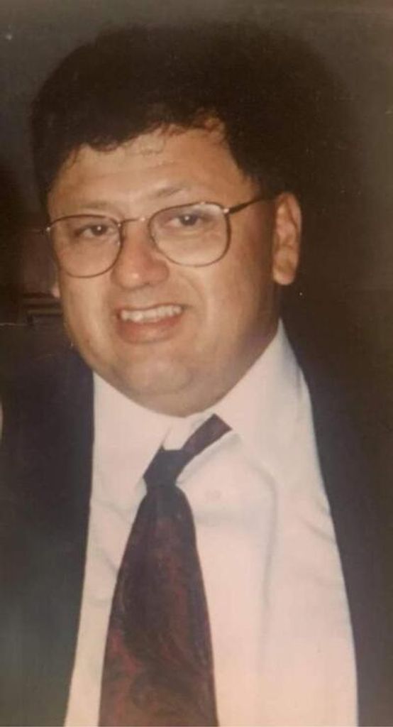 Richard Santos Profile Photo