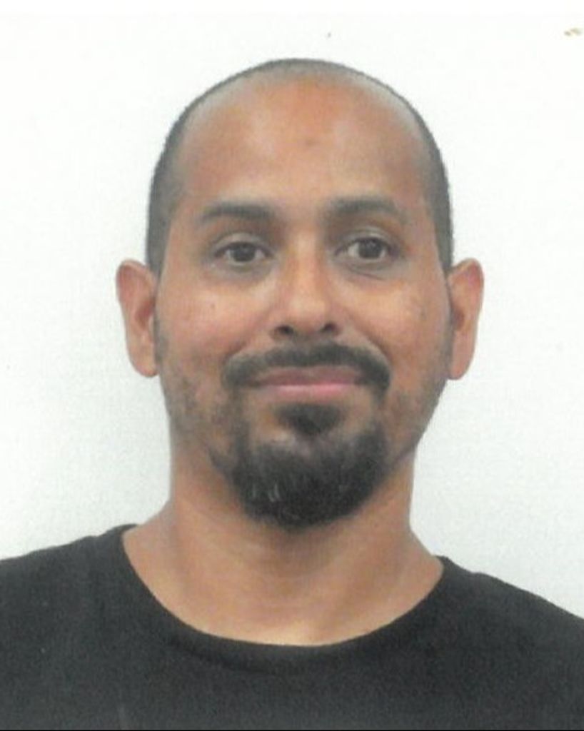 Carlos Isidro Robles