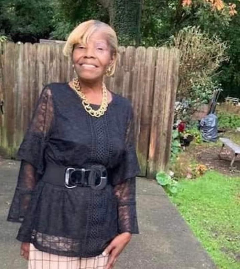 Mary  Frances “Mae”   Gibbs-Holmes 