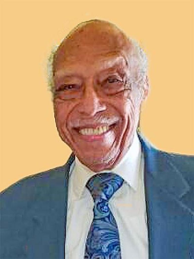 Lawrence Davies, Jr. Profile Photo