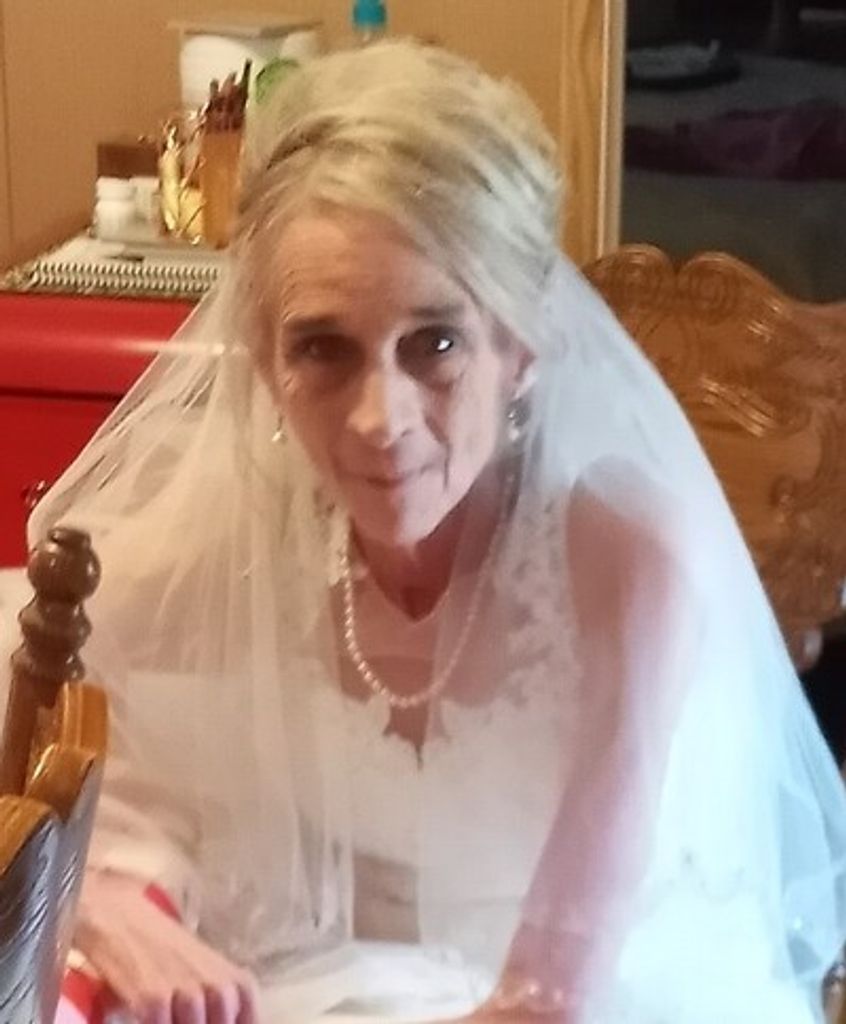 Cheryl Annette (Martin) Vaught Profile Photo