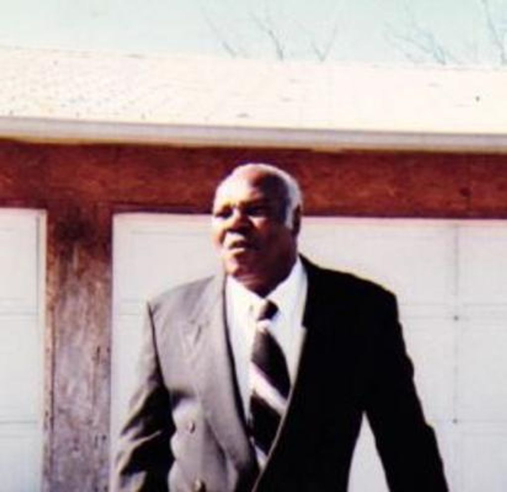 Loys Lewis Profile Photo