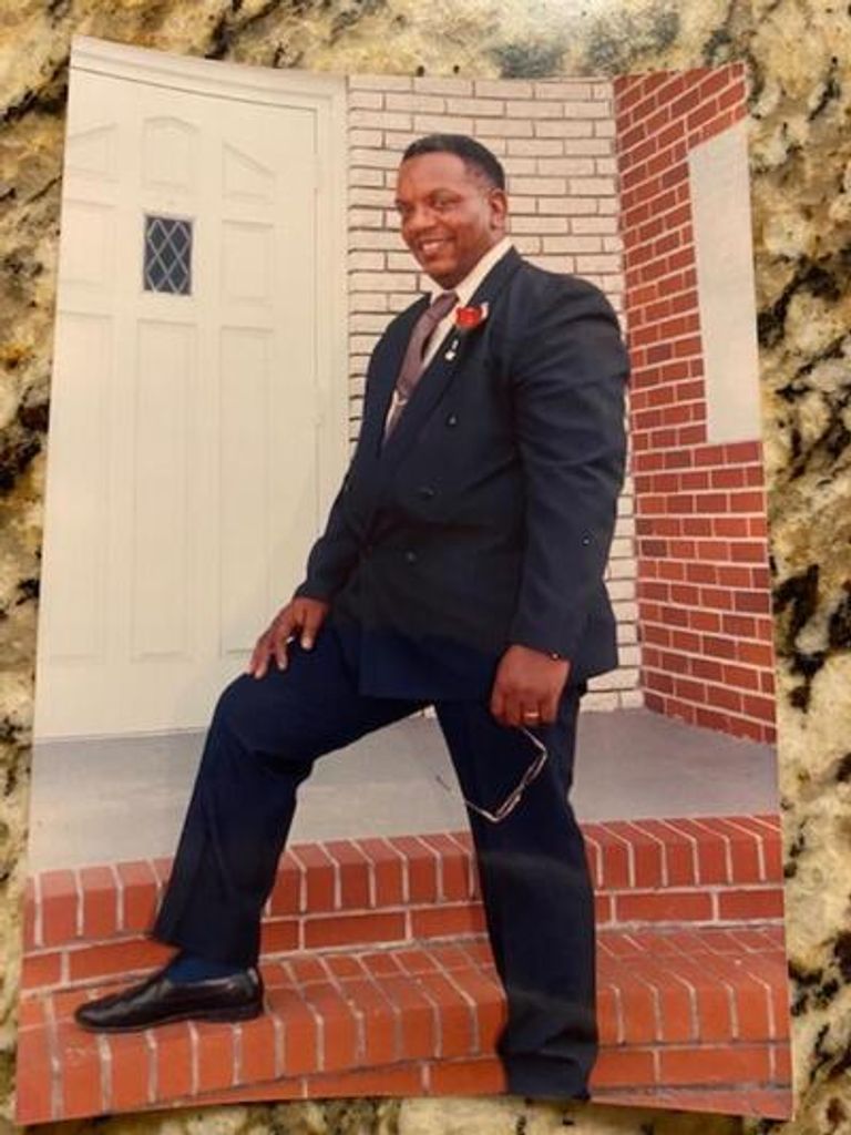 Glenn Moses Profile Photo