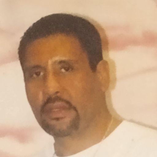 Leroy Ruiz Profile Photo