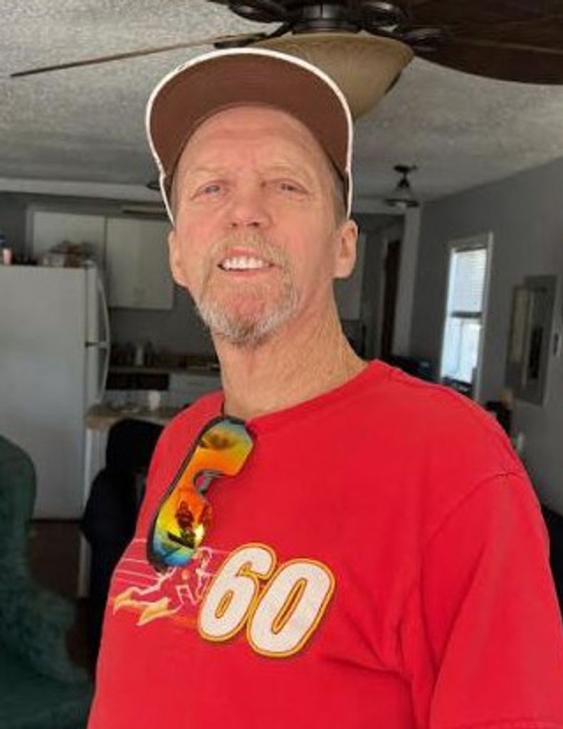 Robert Chris Hewett Profile Photo