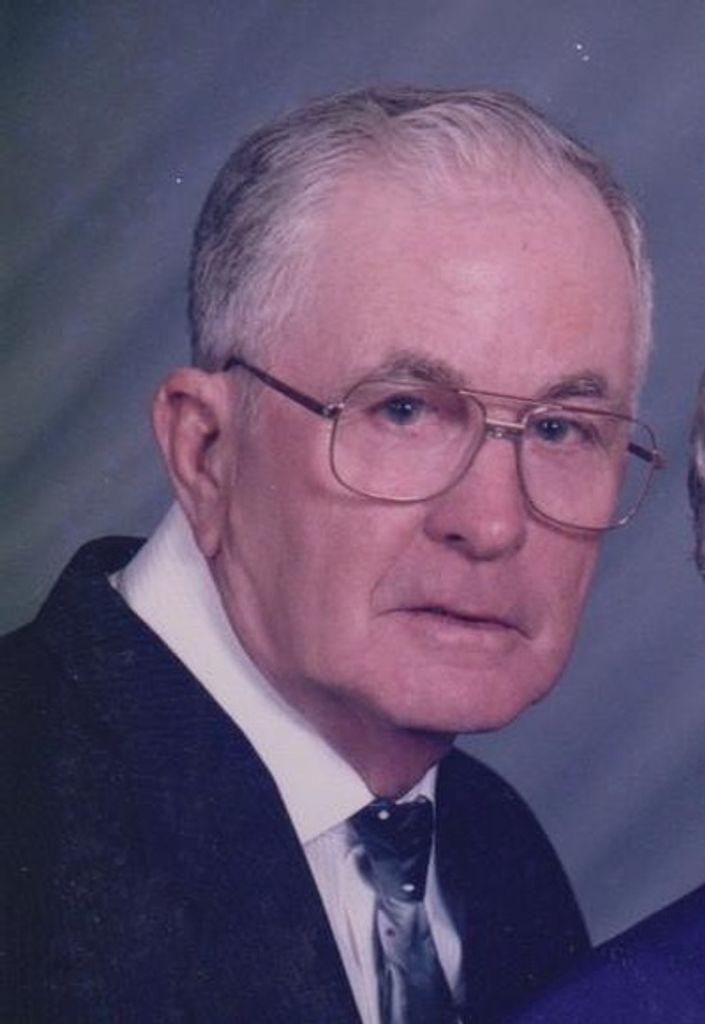 Earl E. Booton Profile Photo