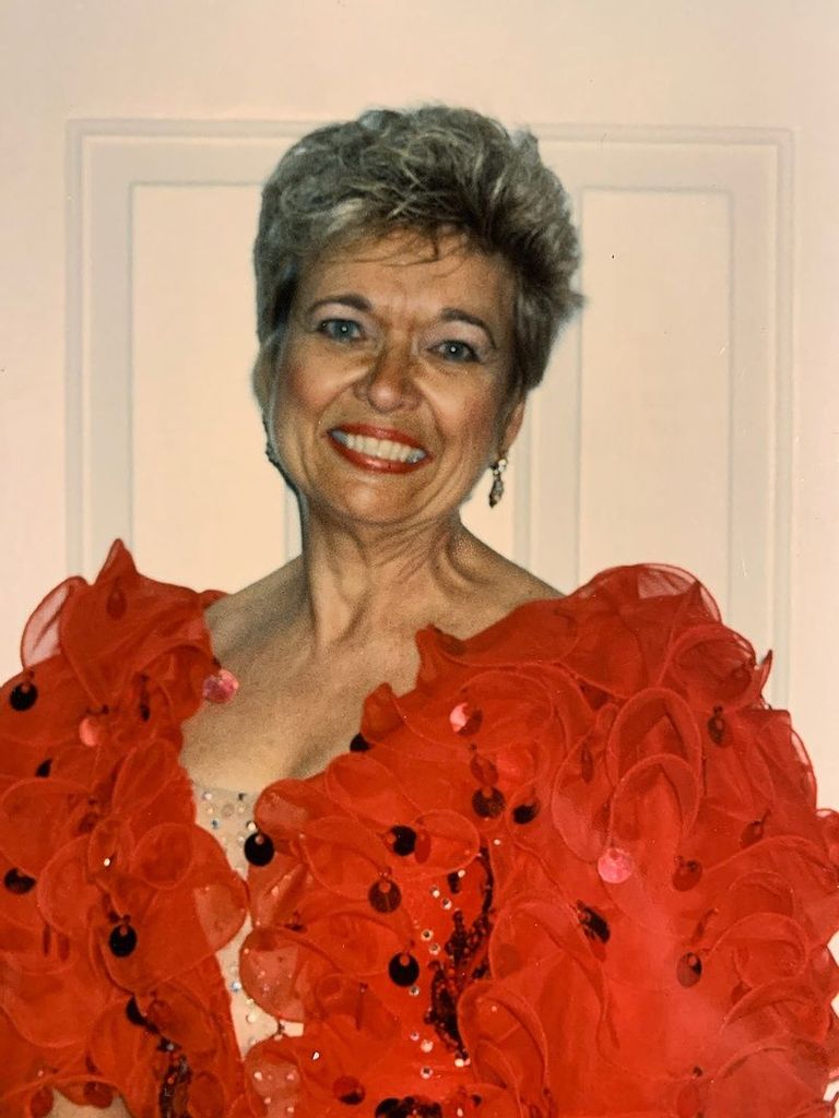 Charlotte Sanders Profile Photo