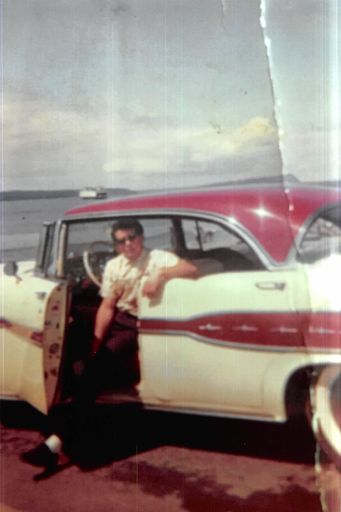 Abel Bustamante photo gallery thumbnail 33 of 42