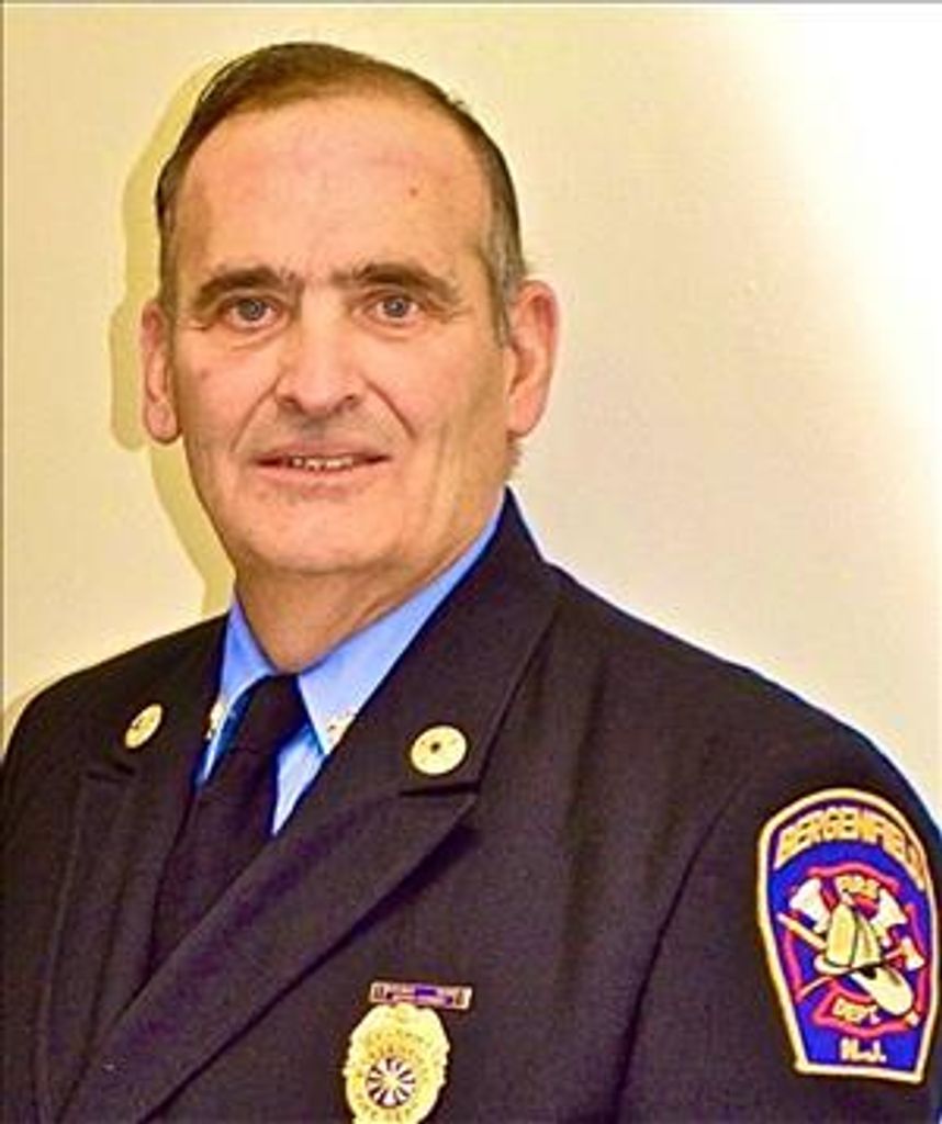 Edward J. Kneisler II
