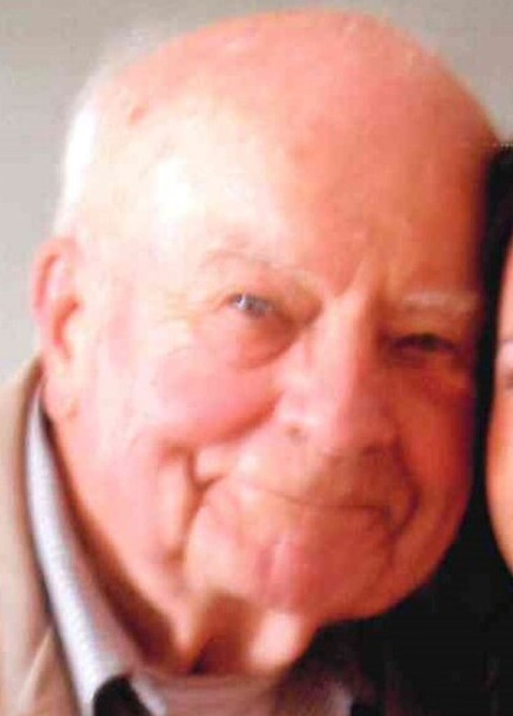 Richard Bradfield Euchenhofer Profile Photo
