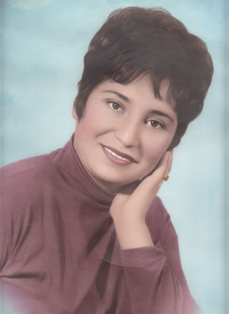 Maria F. Leal