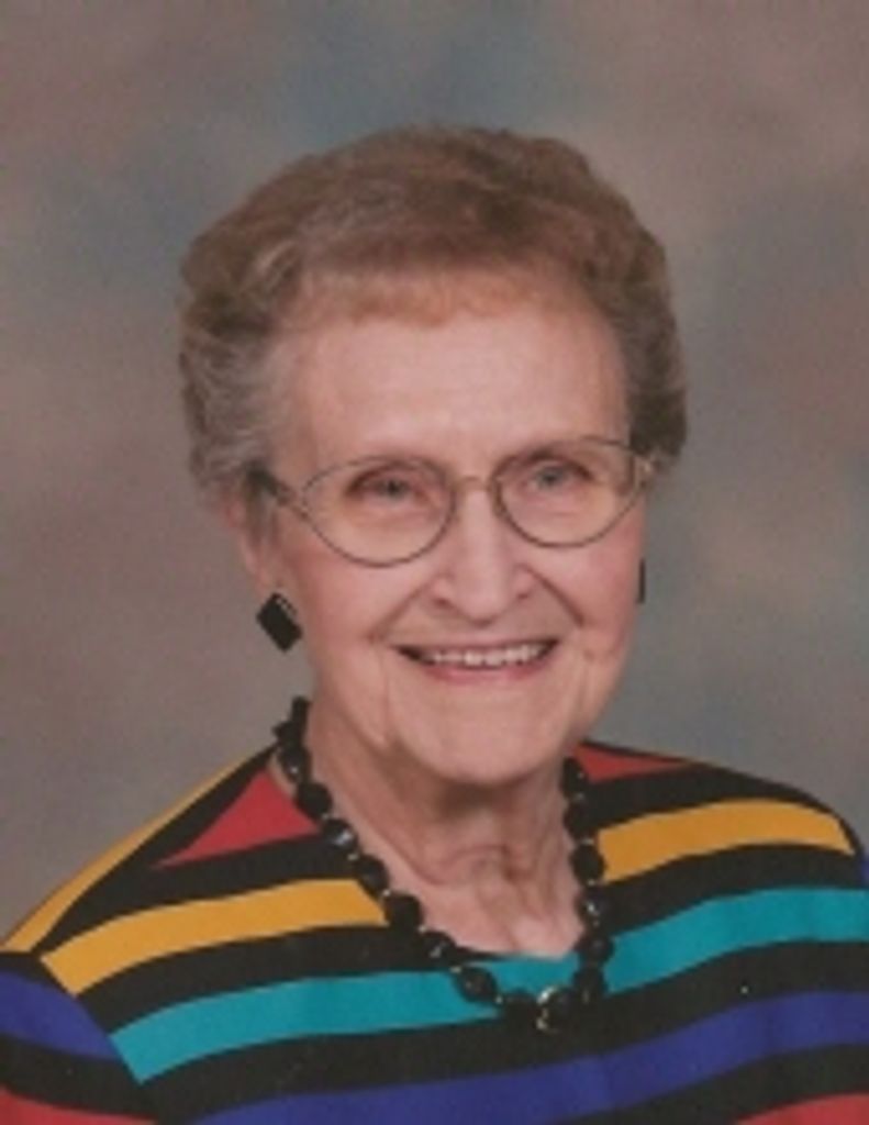 Lenora Karstensen