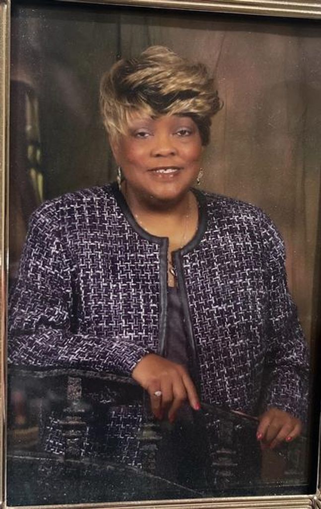 Mrs. Quinita Bruce-Cole Profile Photo
