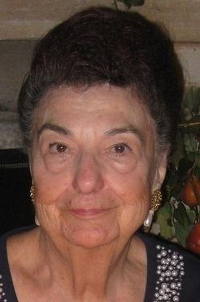 Dolores Dogolo Profile Photo