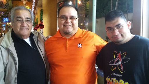 Carlos Araiza photo gallery thumbnail 138 of 204